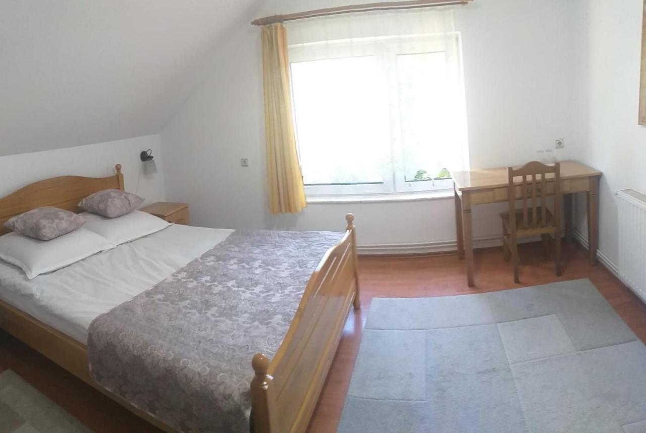 Soaptele Padurii & Casuta Din Padure Sucevita Bagian luar foto